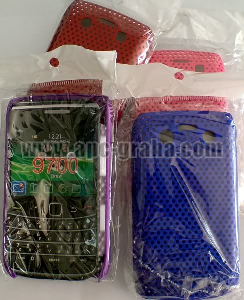 hardcasejaringblackberry9700.jpg