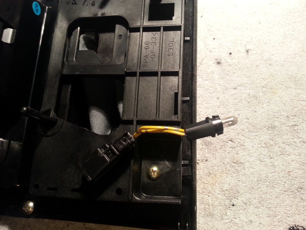 Help replacing light bulb in shifter indicator (P,R,N,D) Nissan Forum