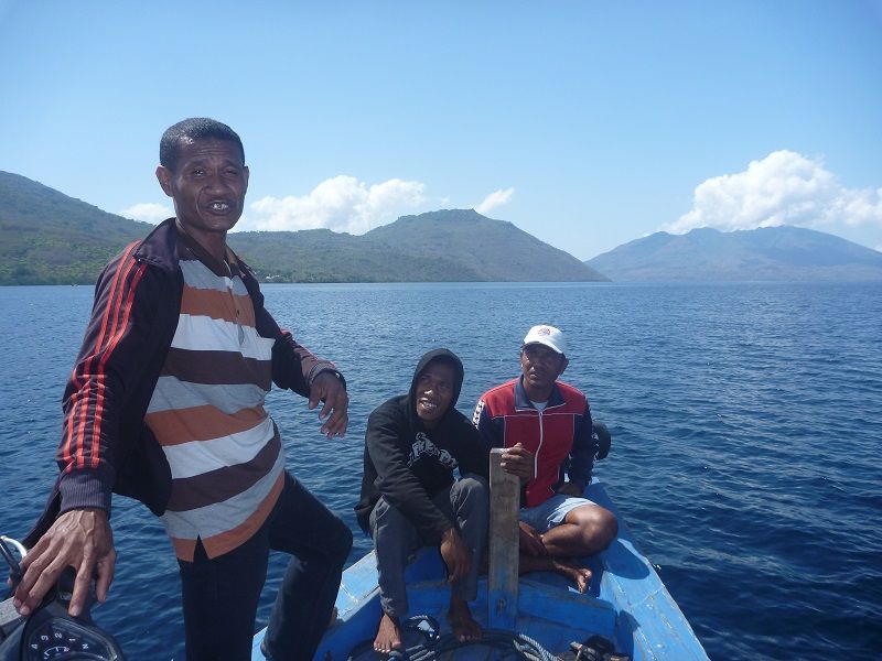 Simon and Crew photo R_Simonandcrew.jpg